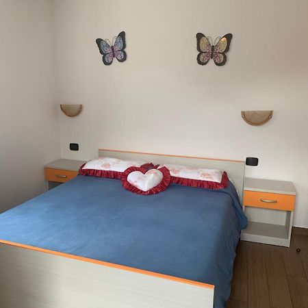 Appartamento Vacanze Chantal Пейо Екстериор снимка
