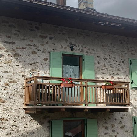 Appartamento Vacanze Chantal Пейо Екстериор снимка